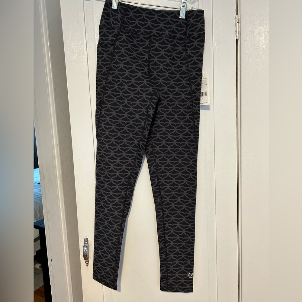 COPY - Girls NWT size large (14) Vineyard Vines leggings. Would fit age 10-12